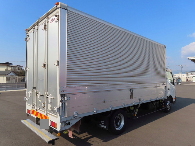 トヨタその他の車種アルミウイング小型（2t・3t）[写真02]