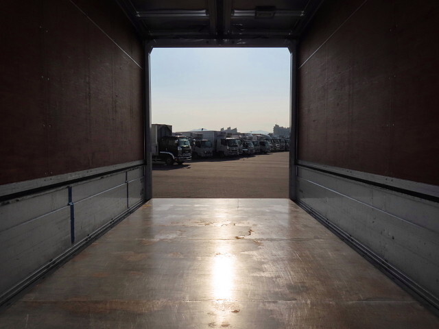 トヨタその他の車種アルミウイング小型（2t・3t）[写真29]