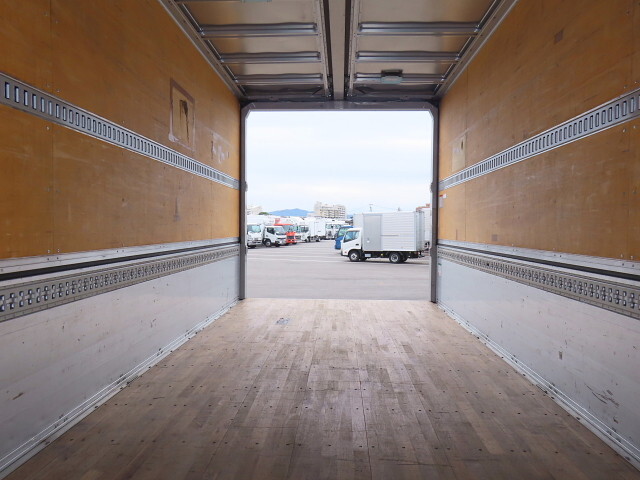 日野レンジャーアルミウイング中型（4t）[写真27]