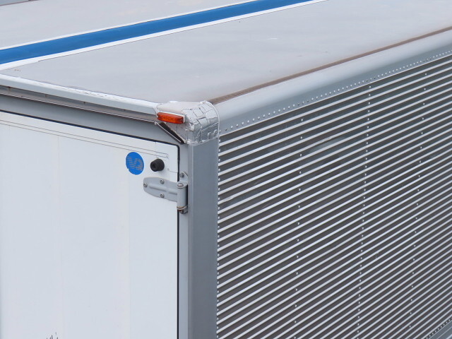 日野レンジャーアルミウイング中型（4t）[写真35]