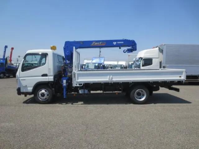 三菱ふそうキャンタークレーン4段小型（2t・3t）[写真08]