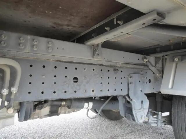 トヨタダイナアルミバン小型（2t・3t）[写真11]