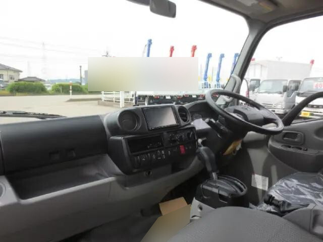 トヨタダイナアルミバン小型（2t・3t）[写真13]