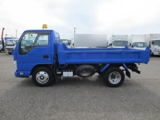 いすゞエルフダンプ小型（2t・3t）[写真08]