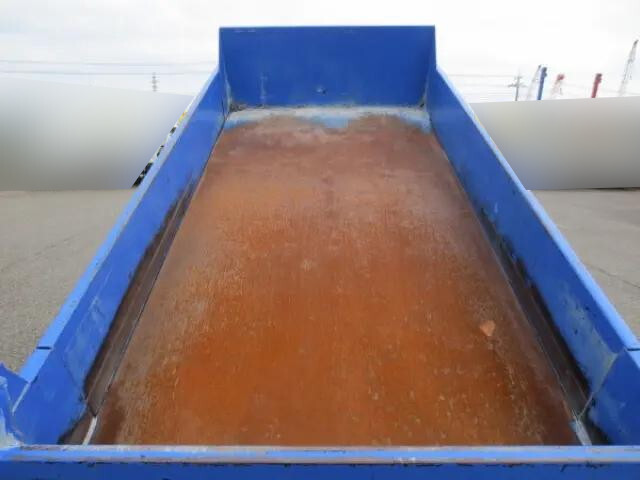 いすゞエルフダンプ小型（2t・3t）[写真09]