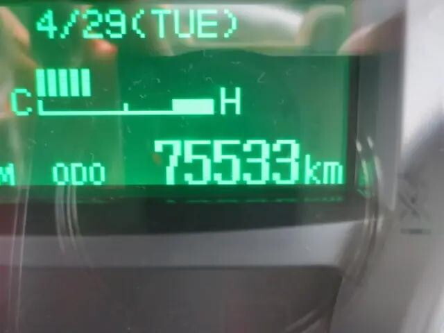 三菱ふそうキャンターアルミバン小型（2t・3t）[写真13]