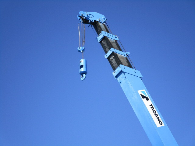 いすゞエルフトラッククレーン小型（2t・3t）[写真18]