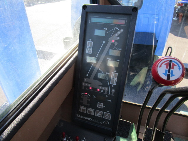 いすゞエルフトラッククレーン小型（2t・3t）[写真26]