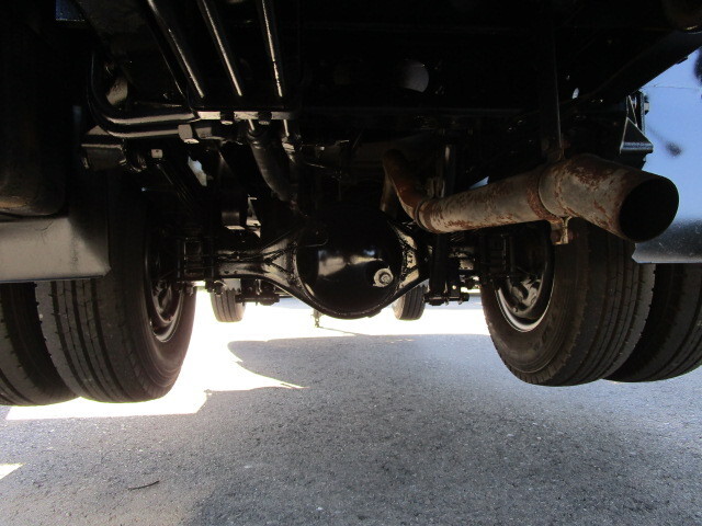 いすゞエルフトラッククレーン小型（2t・3t）[写真40]