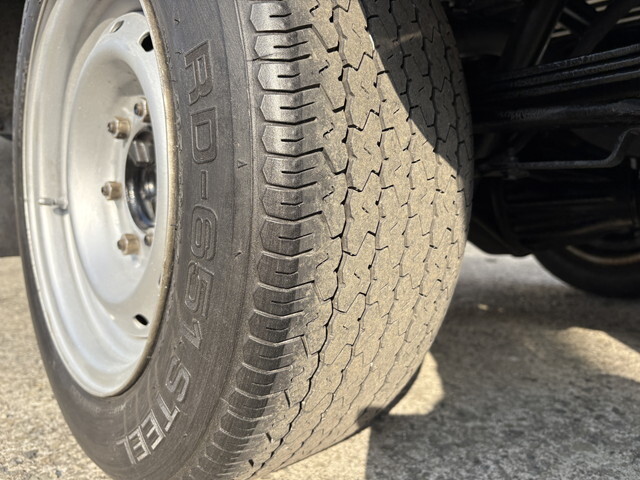 トヨタトヨエース平ボディ小型（2t・3t）[写真25]