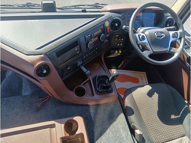 日野プロフィアダンプ大型（10t）[写真21]