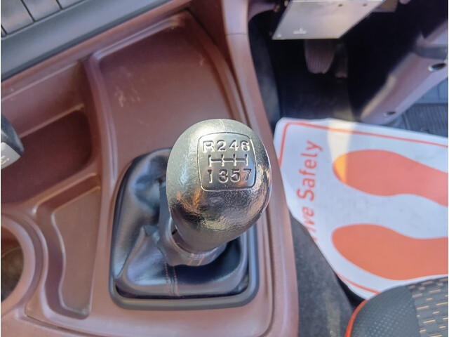 日野プロフィアダンプ大型（10t）[写真23]