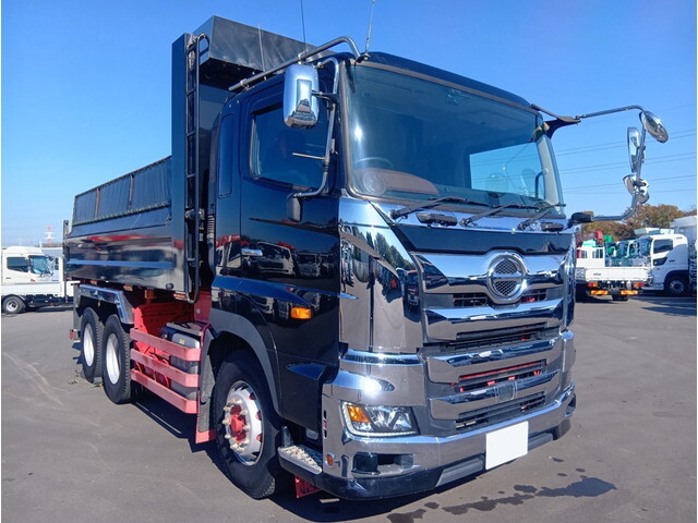 日野プロフィアダンプ大型（10t）[写真03]