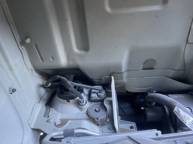 三菱ふそうキャンター平ボディ小型（2t・3t）[写真19]