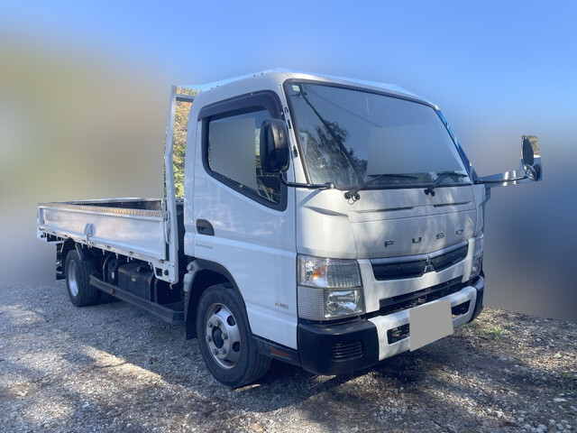 三菱ふそうキャンター平ボディ小型（2t・3t）[写真03]