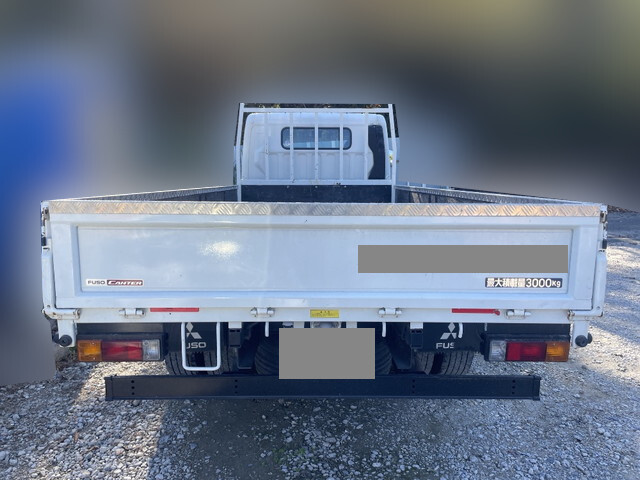 三菱ふそうキャンター平ボディ小型（2t・3t）[写真06]