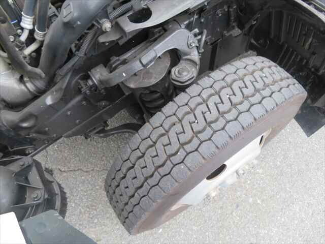 いすゞエルフパッカー車（塵芥車）小型（2t・3t）[写真11]