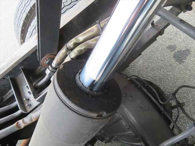 いすゞエルフパッカー車（塵芥車）小型（2t・3t）[写真24]