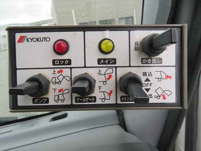 いすゞエルフパッカー車（塵芥車）小型（2t・3t）[写真34]