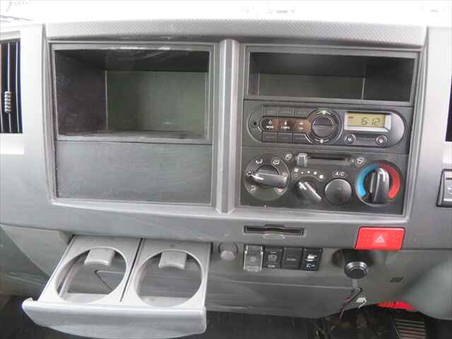 いすゞエルフパッカー車（塵芥車）小型（2t・3t）[写真35]