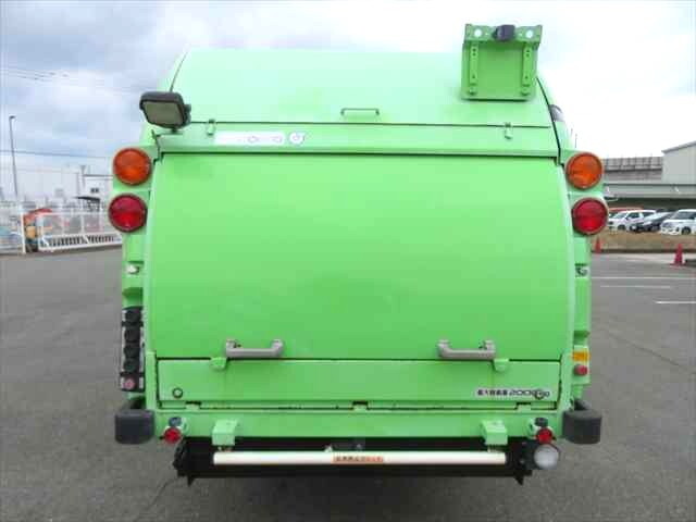 いすゞエルフパッカー車（塵芥車）小型（2t・3t）[写真07]