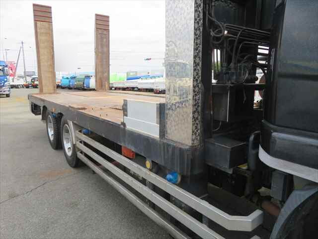 三菱ふそうファイターセルフローダー増トン（6t・8t）[写真17]