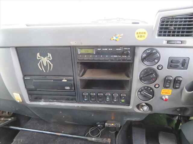 三菱ふそうファイターセルフローダー増トン（6t・8t）[写真36]