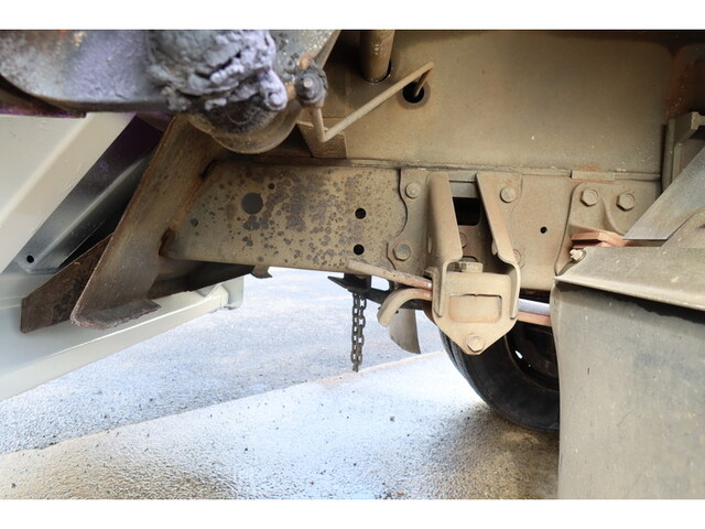 いすゞフォワードパッカー車（塵芥車）中型（4t）[写真21]