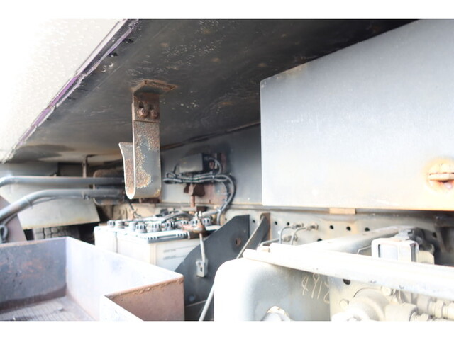 いすゞフォワードパッカー車（塵芥車）中型（4t）[写真24]