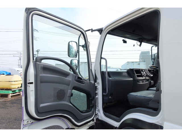いすゞフォワードパッカー車（塵芥車）中型（4t）[写真37]