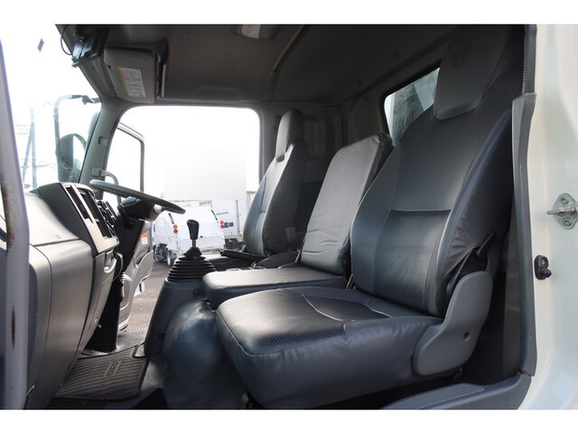 いすゞフォワードパッカー車（塵芥車）中型（4t）[写真38]