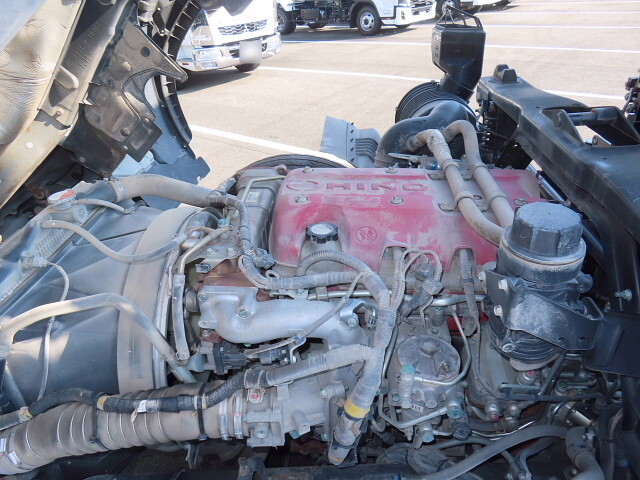 日野レンジャークレーン付増トン（6t・8t）[写真15]