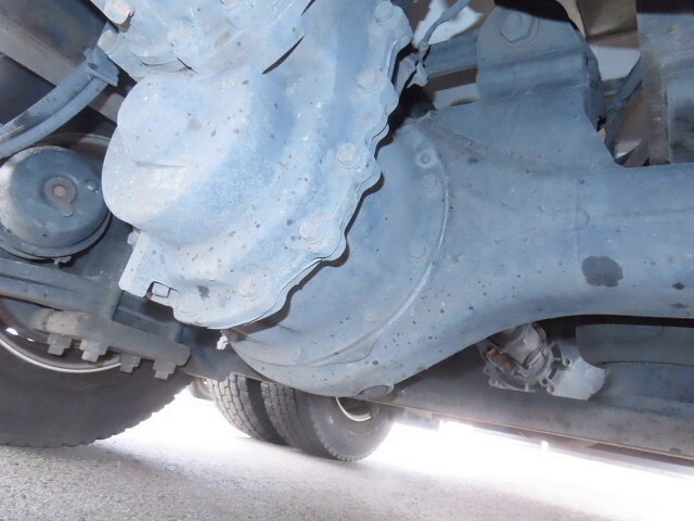 三菱ふそうスーパーグレートアルミウイング大型（10t）[写真14]