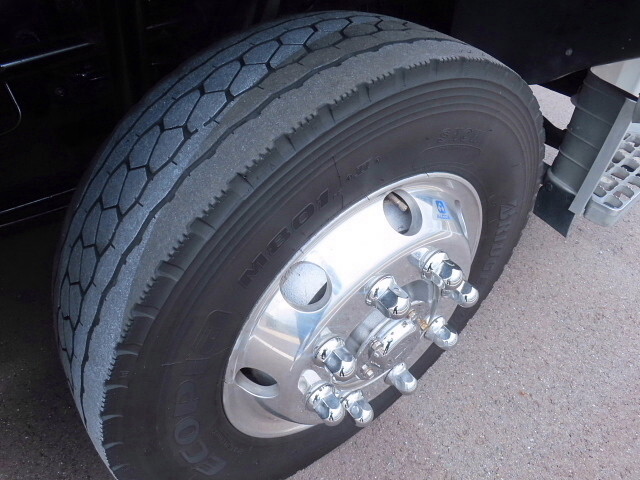 三菱ふそうスーパーグレートアルミウイング大型（10t）[写真23]