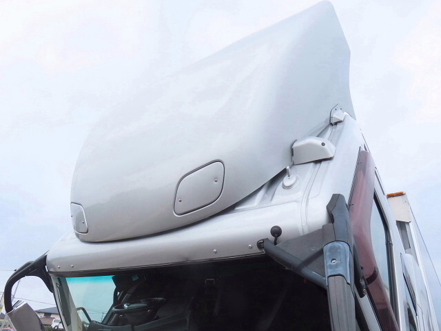 三菱ふそうスーパーグレートアルミウイング大型（10t）[写真39]