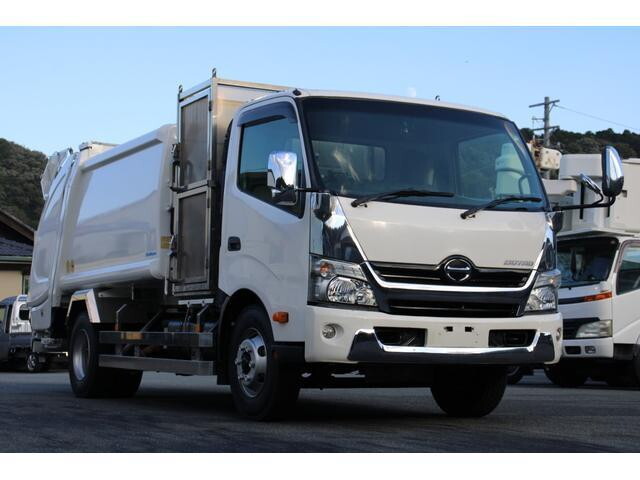 日野デュトロパッカー車（塵芥車）小型（2t・3t）[写真01]