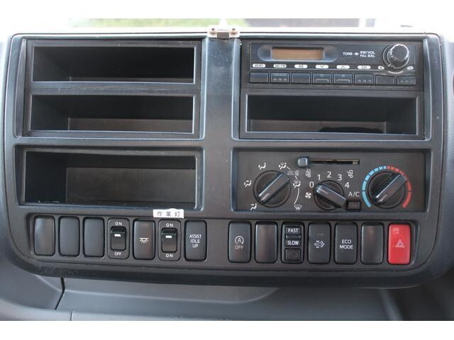 日野デュトロパッカー車（塵芥車）小型（2t・3t）[写真29]