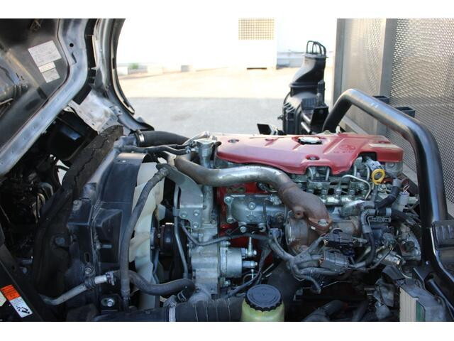 日野デュトロパッカー車（塵芥車）小型（2t・3t）[写真09]