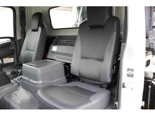 いすゞエルフその他の形状小型（2t・3t）[写真37]