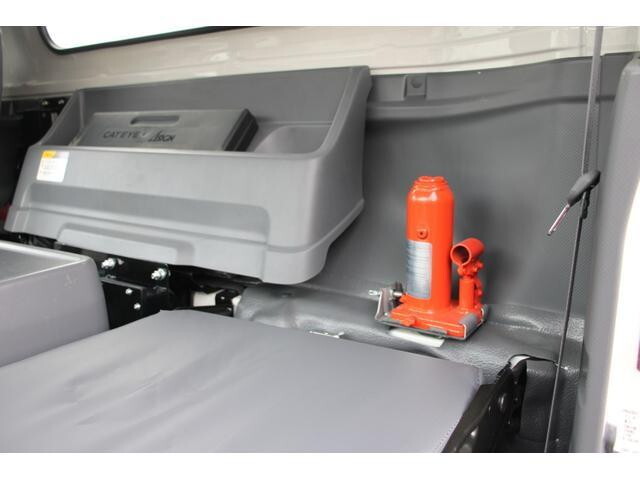 いすゞエルフその他の形状小型（2t・3t）[写真39]