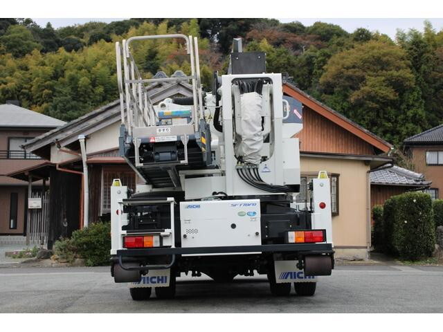 いすゞエルフその他の形状小型（2t・3t）[写真09]