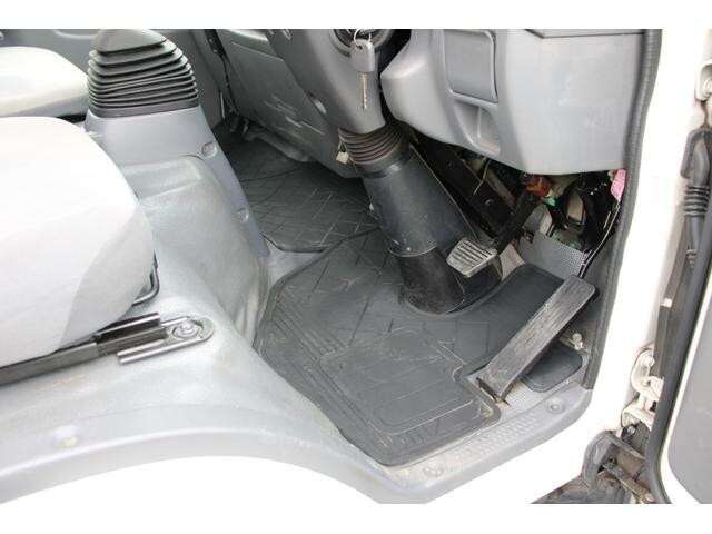 マツダタイタン平ボディ小型（2t・3t）[写真36]