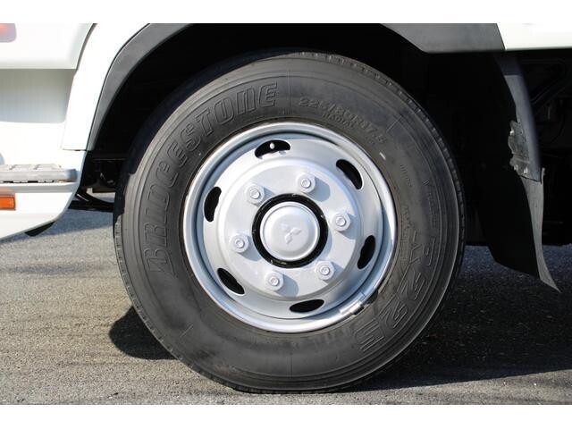 三菱ふそうファイター平ボディ中型（4t）[写真26]