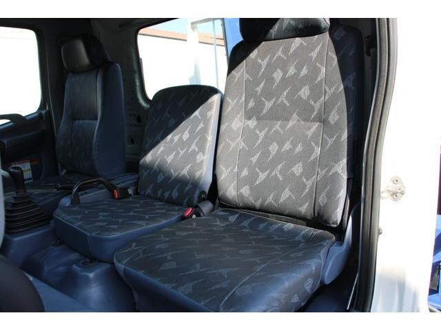 日野レンジャークレーン4段中型（4t）[写真35]