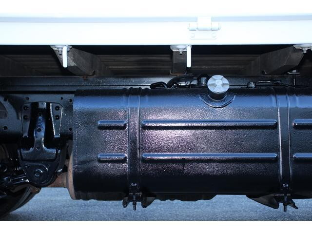 日野デュトロ平ボディ小型（2t・3t）[写真21]