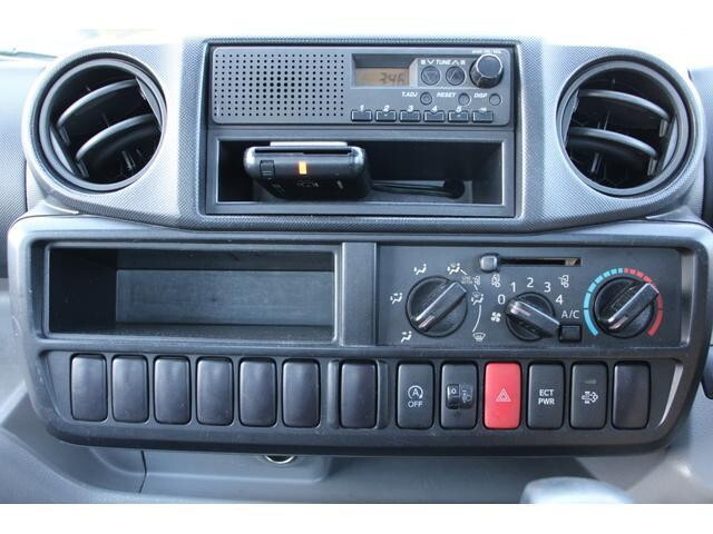 日野デュトロ平ボディ小型（2t・3t）[写真28]