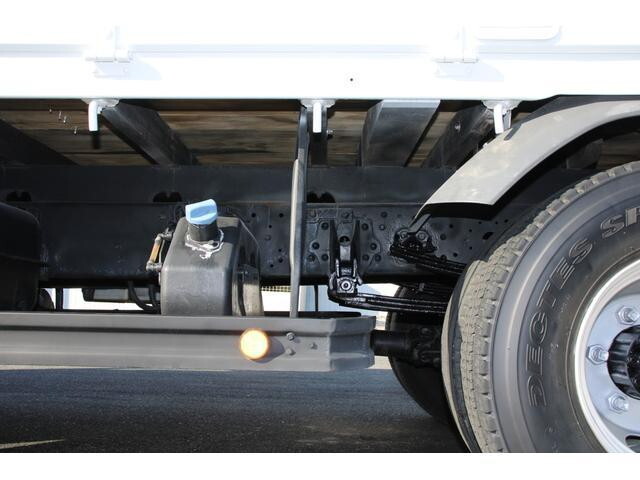 三菱ふそうファイターセルフクレーン4段中型（4t）[写真20]