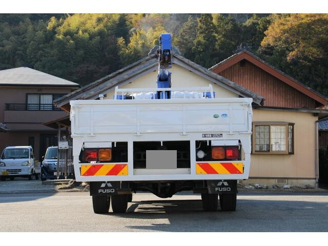 三菱ふそうファイターセルフクレーン4段中型（4t）[写真09]