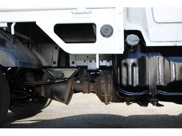 いすゞエルフダブルキャブ（Wキャブ）小型（2t・3t）[写真18]