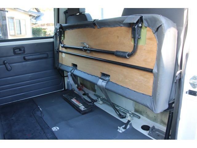 いすゞエルフダブルキャブ（Wキャブ）小型（2t・3t）[写真40]